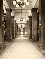 Salle de lecture de la Bibliothèque en 1923